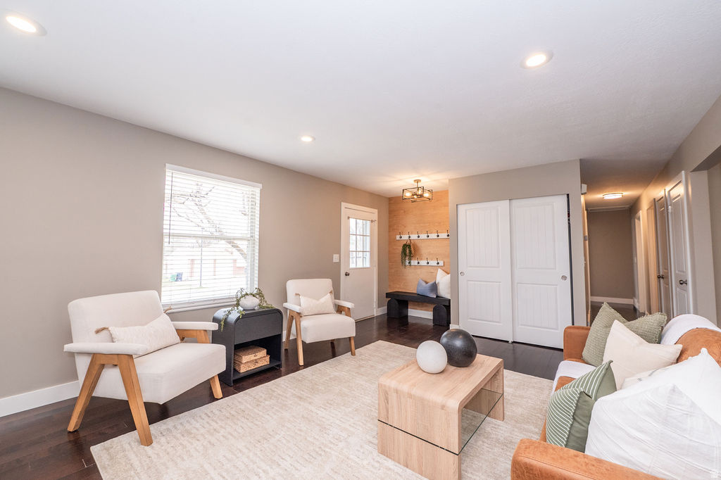 9457 S FOX HUNT DR #49 Sandy, UT 84092