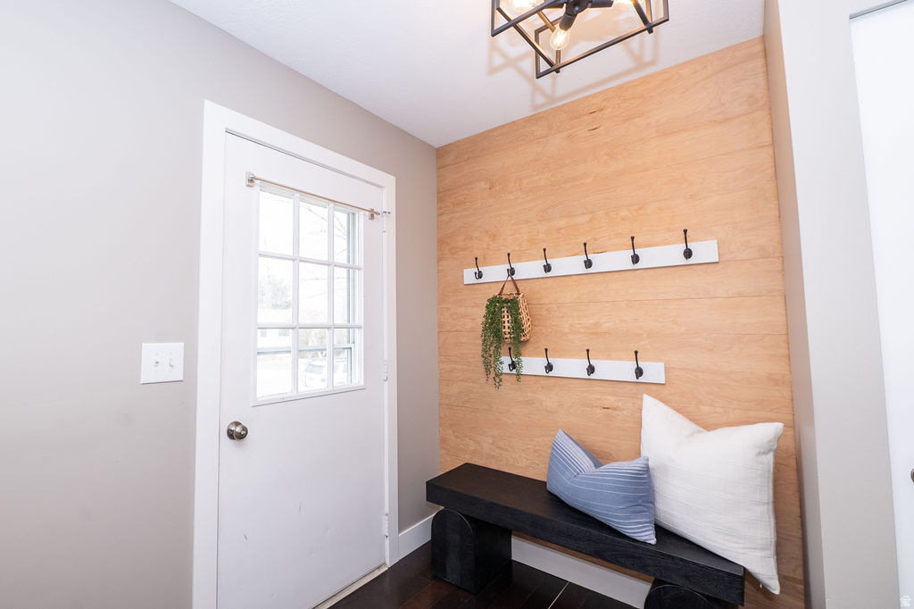 9457 S FOX HUNT DR #49 Sandy, UT 84092