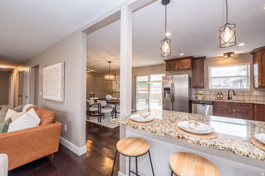 9457 S FOX HUNT DR #49 Sandy, UT 84092