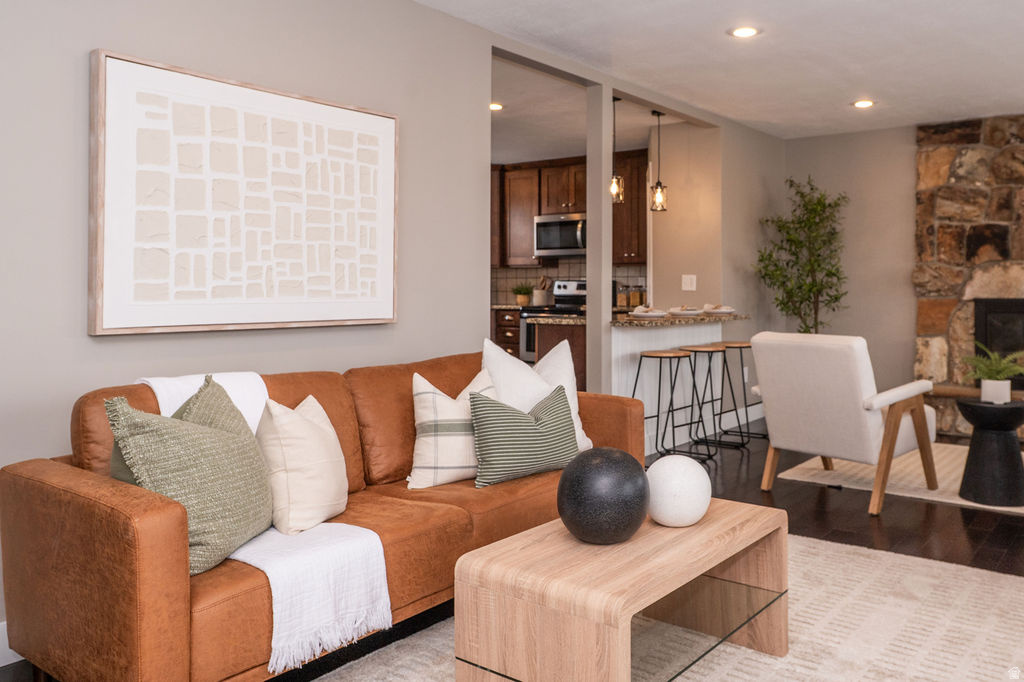 9457 S FOX HUNT DR #49 Sandy, UT 84092