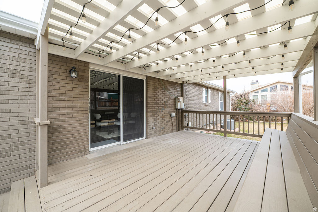 9457 S FOX HUNT DR #49 Sandy, UT 84092