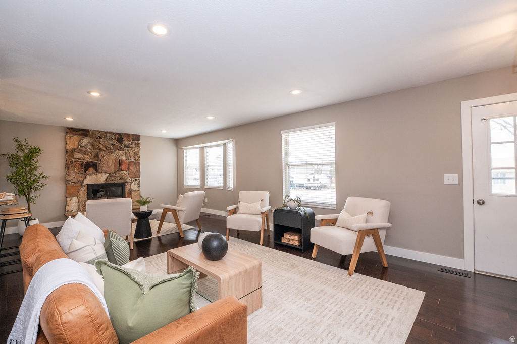 9457 S FOX HUNT DR #49 Sandy, UT 84092