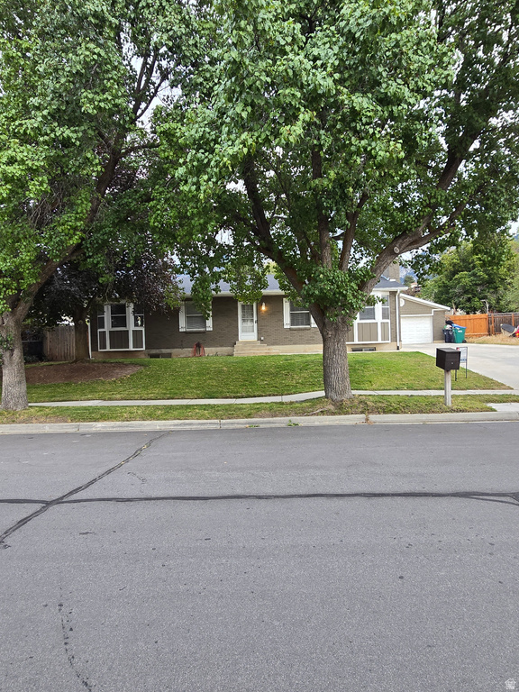 9457 S FOX HUNT DR #49 Sandy, UT 84092