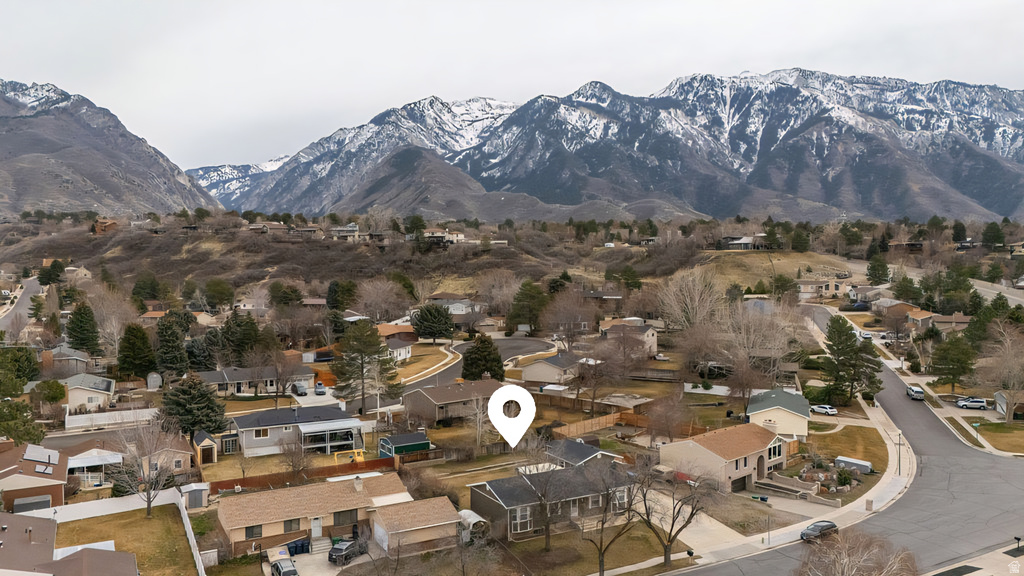 9457 S FOX HUNT DR #49 Sandy, UT 84092