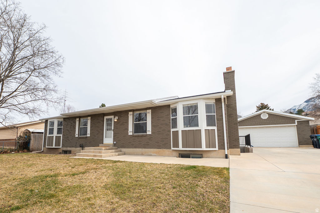 9457 S FOX HUNT DR #49 Sandy, UT 84092