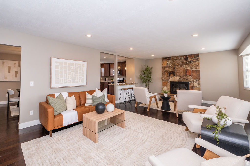 9457 S FOX HUNT DR #49 Sandy, UT 84092