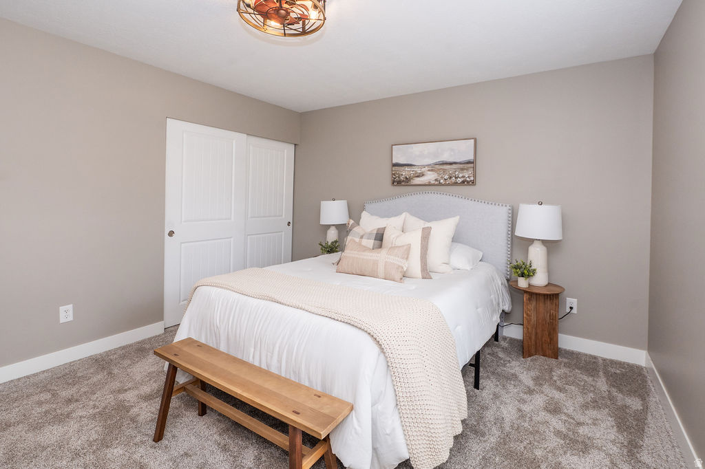 9457 S FOX HUNT DR #49 Sandy, UT 84092