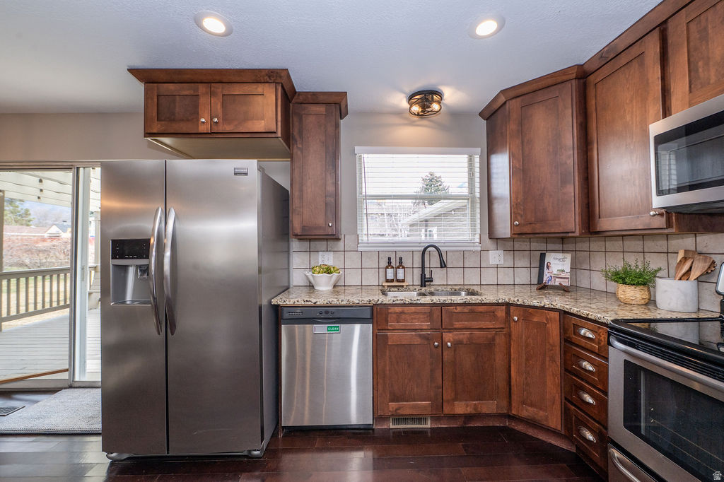 9457 S FOX HUNT DR #49 Sandy, UT 84092