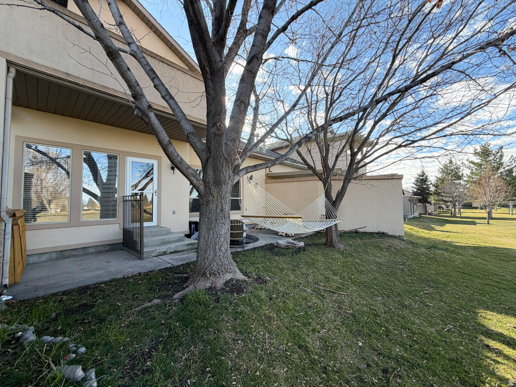 43 HILLSBOROUGH DR Pleasant View, UT 84414