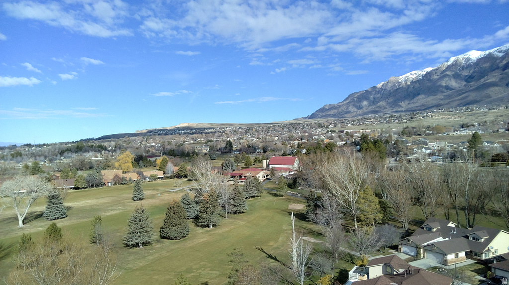 43 HILLSBOROUGH DR Pleasant View, UT 84414