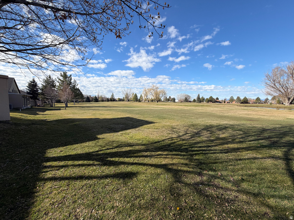 43 HILLSBOROUGH DR Pleasant View, UT 84414