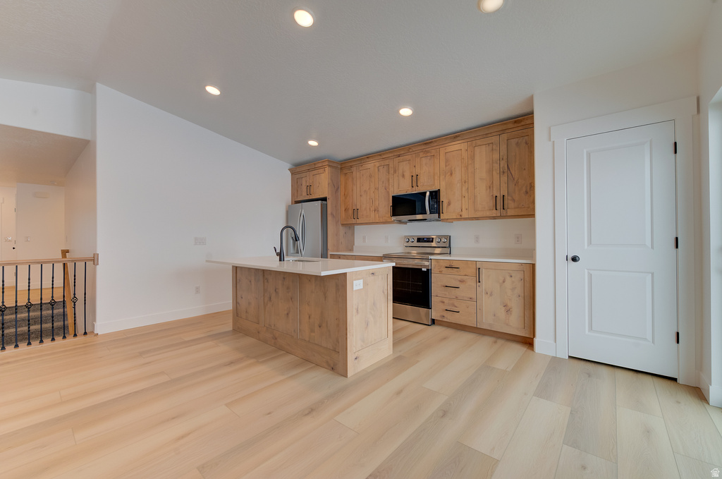 1863 N MANTLE WAY #403 Tooele, UT 84074