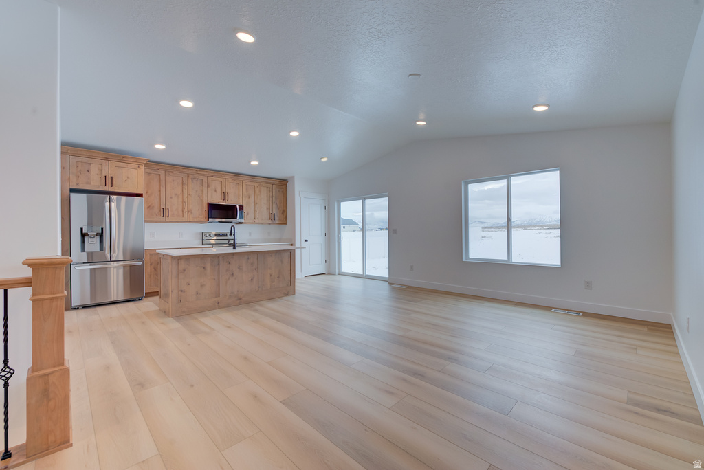 1863 N MANTLE WAY #403 Tooele, UT 84074