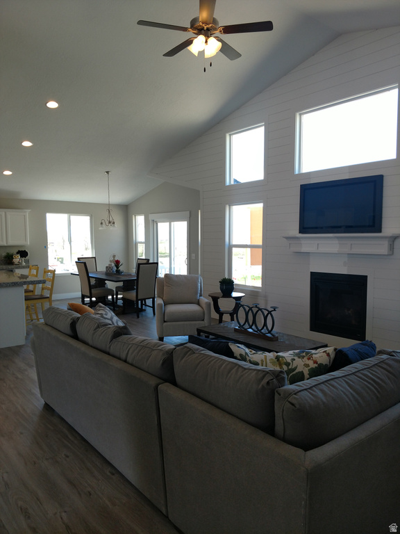 1354 W 7240 S West Jordan, UT 84084