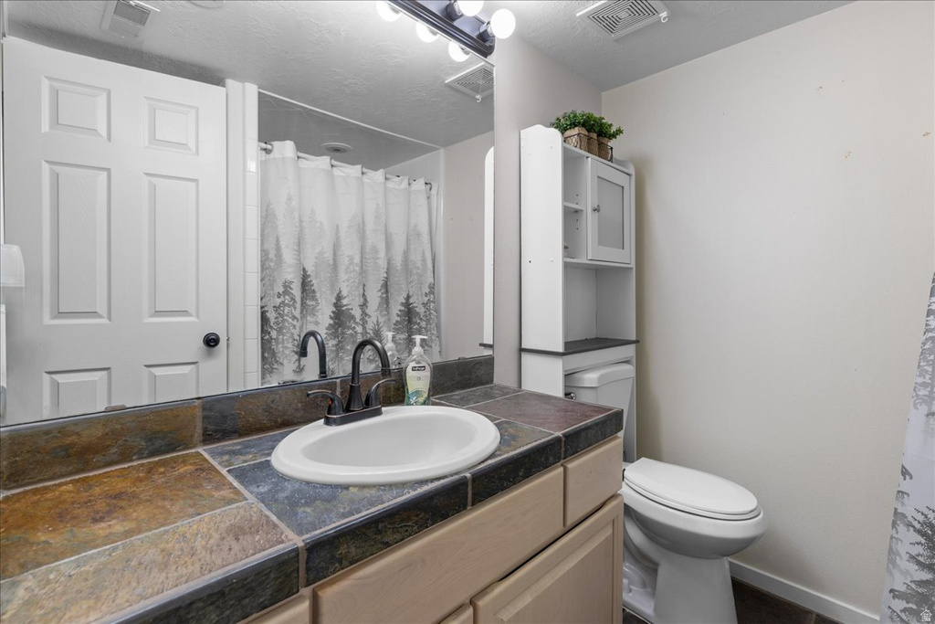 19 S 820 E Tooele, UT 84074
