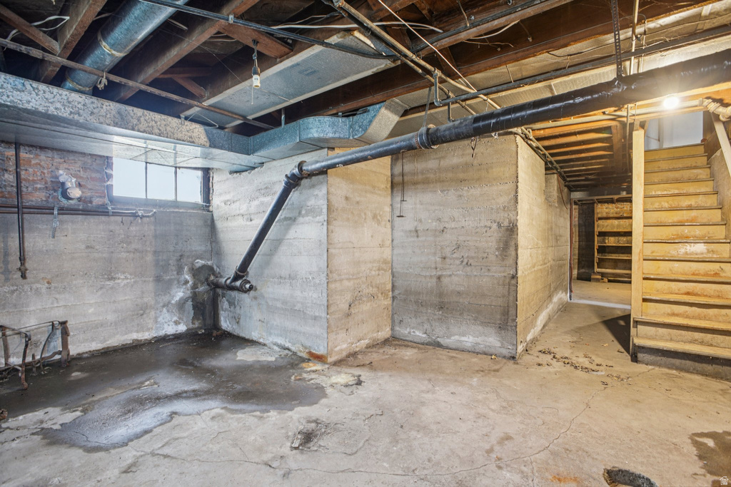 933 W GENTILE ST Layton, UT 84041