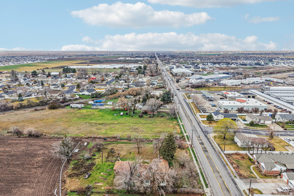 933 W GENTILE ST Layton, UT 84041