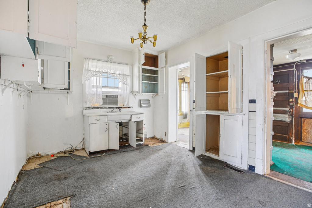 933 W GENTILE ST Layton, UT 84041