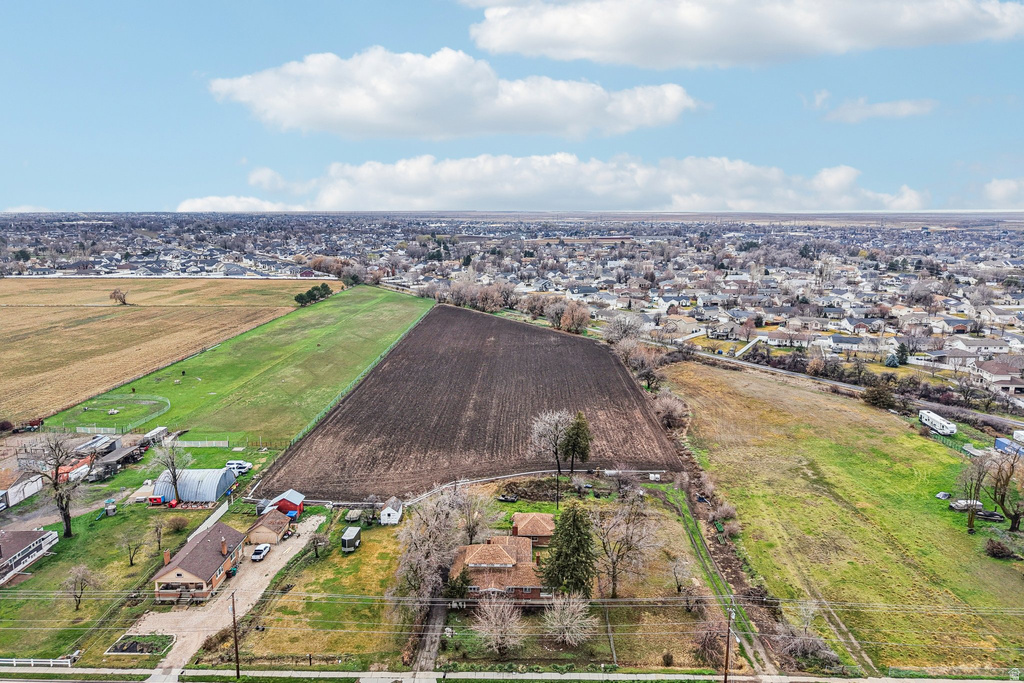 933 W GENTILE ST Layton, UT 84041