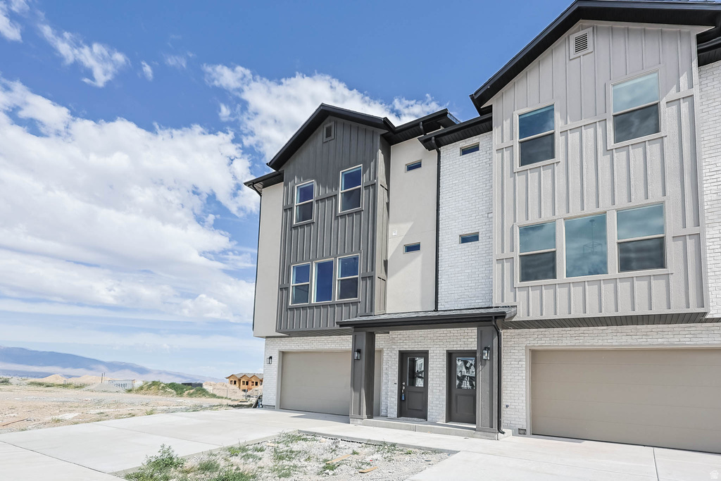 650 W CAROLES WAY #4 Tooele, UT 84074