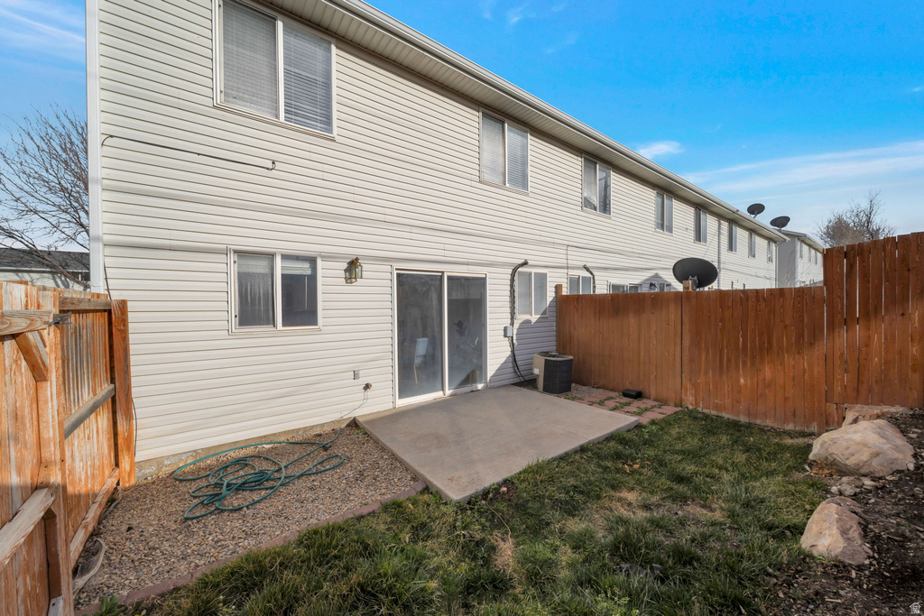 3162 S BUENA VERDE LN Magna, UT 84044