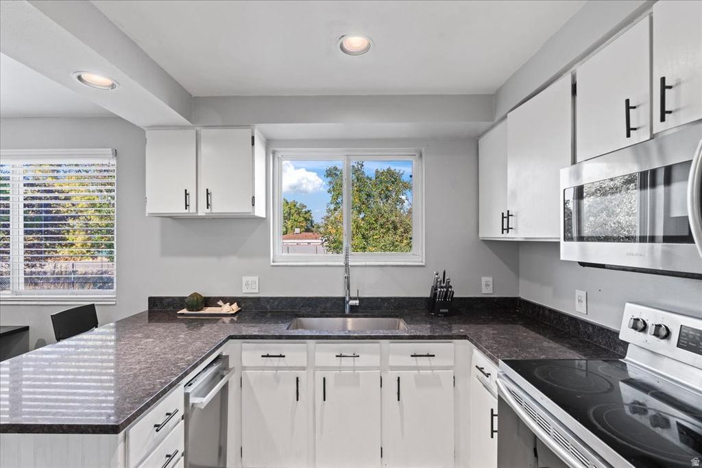 3492 W RIDGECREST DR Taylorsville, UT 84129