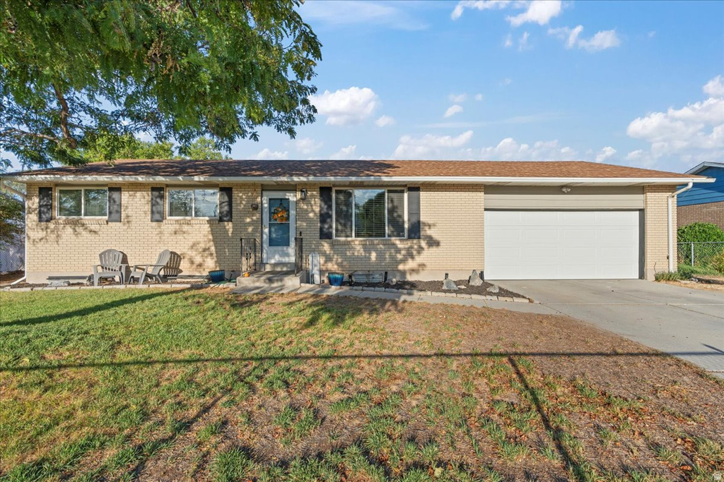 3492 W RIDGECREST DR Taylorsville, UT 84129