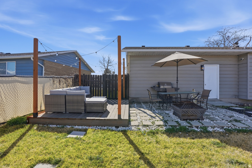 3492 W RIDGECREST DR Taylorsville, UT 84129