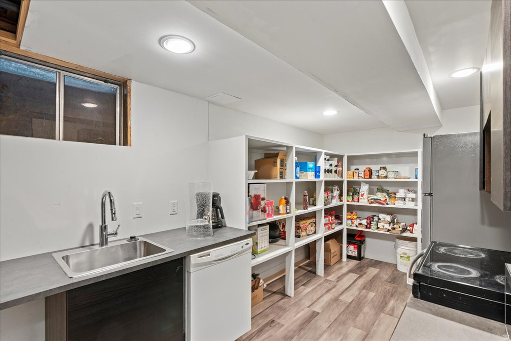 3492 W RIDGECREST DR Taylorsville, UT 84129