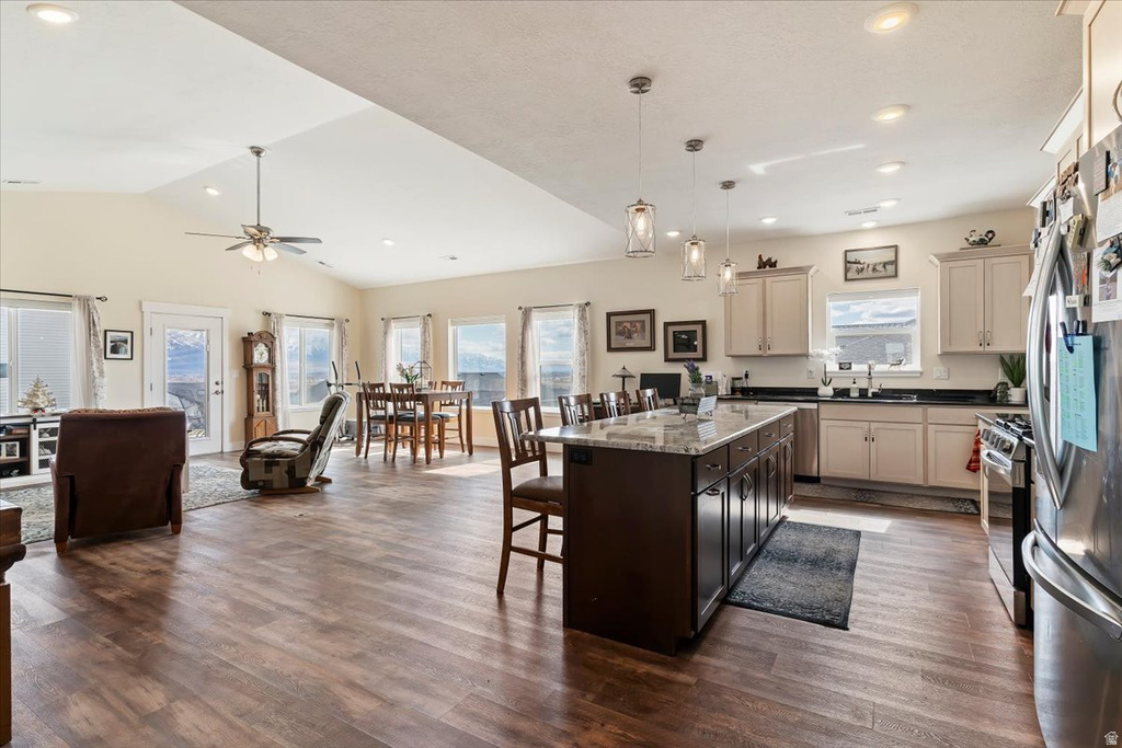 1208 N 2700 W Tremonton, UT 84337