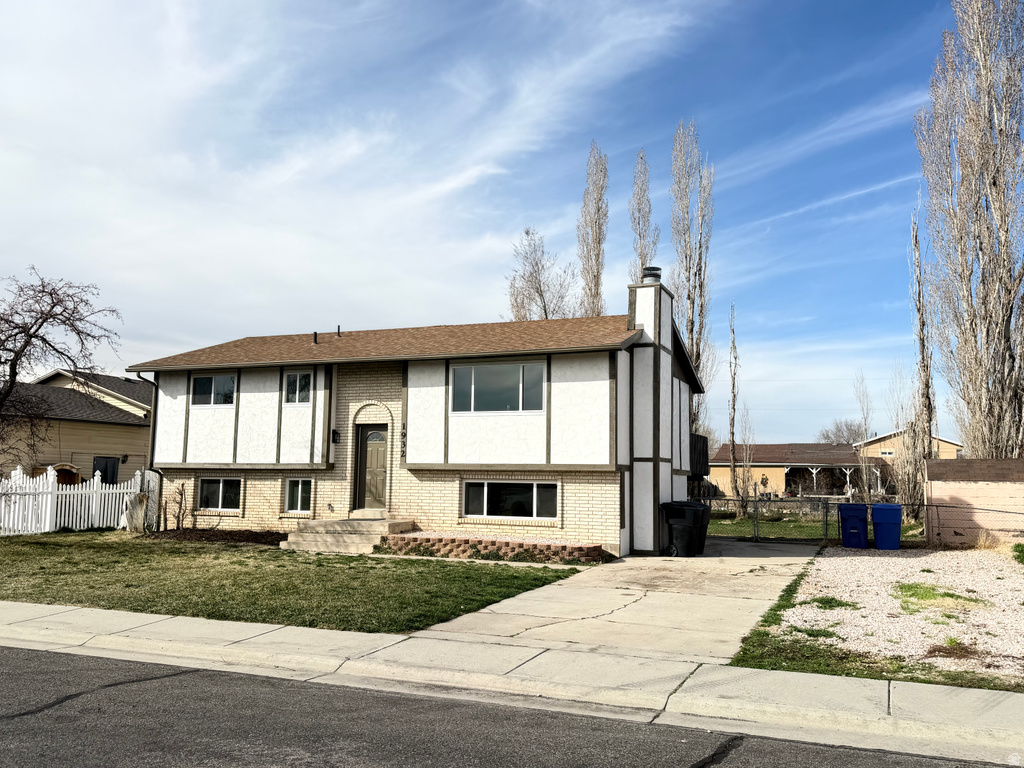 1932 W 200 S West Point, UT 84015