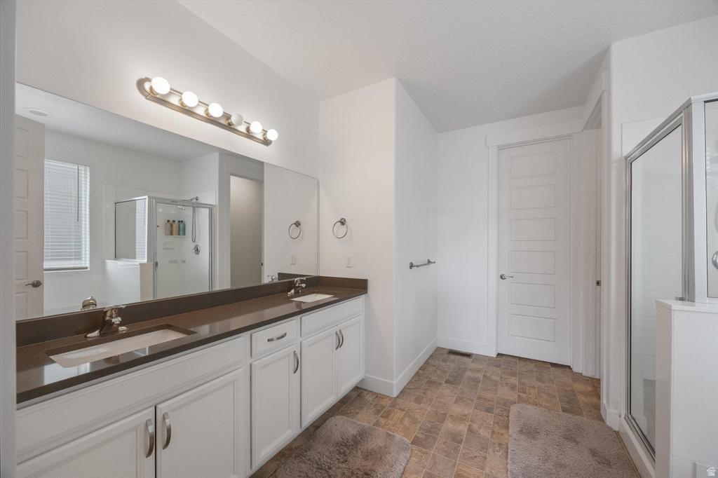 171 E 580 N Vineyard, UT 84059