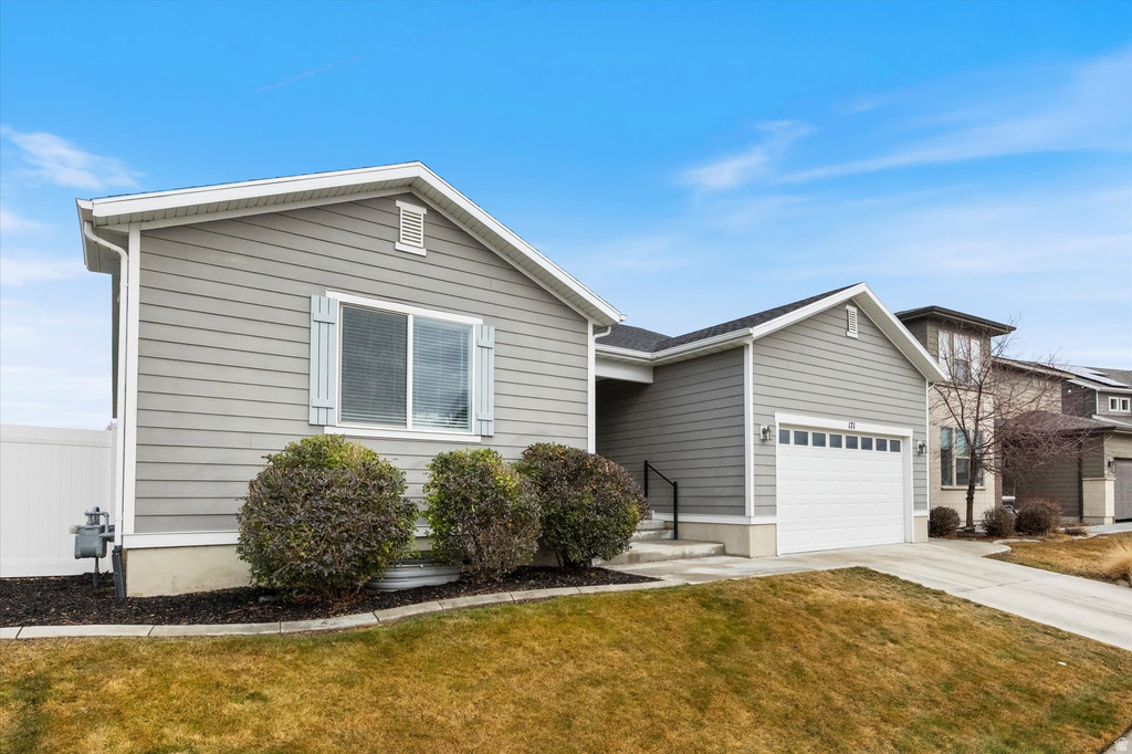 171 E 580 N Vineyard, UT 84059