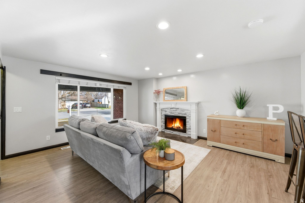 5496 S BASTILE DR Taylorsville, UT 84129