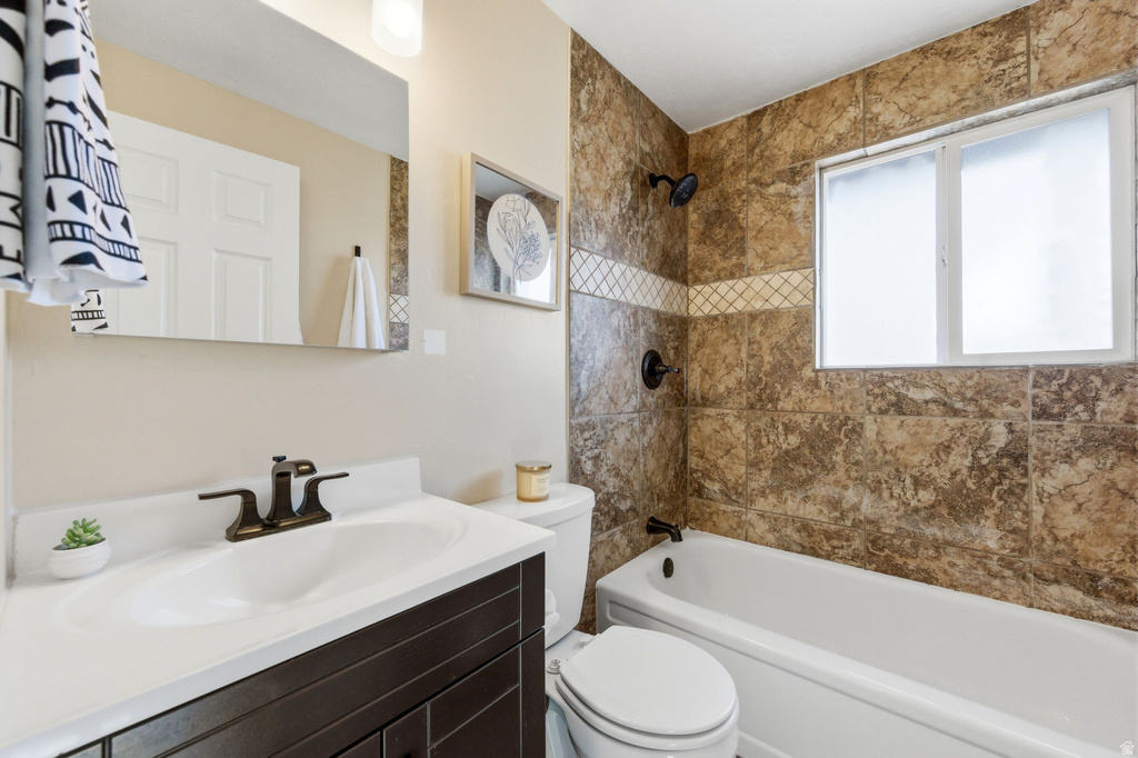 5496 S BASTILE DR Taylorsville, UT 84129