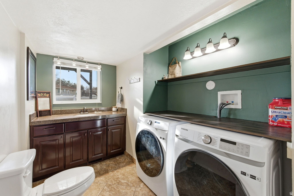 5496 S BASTILE DR Taylorsville, UT 84129