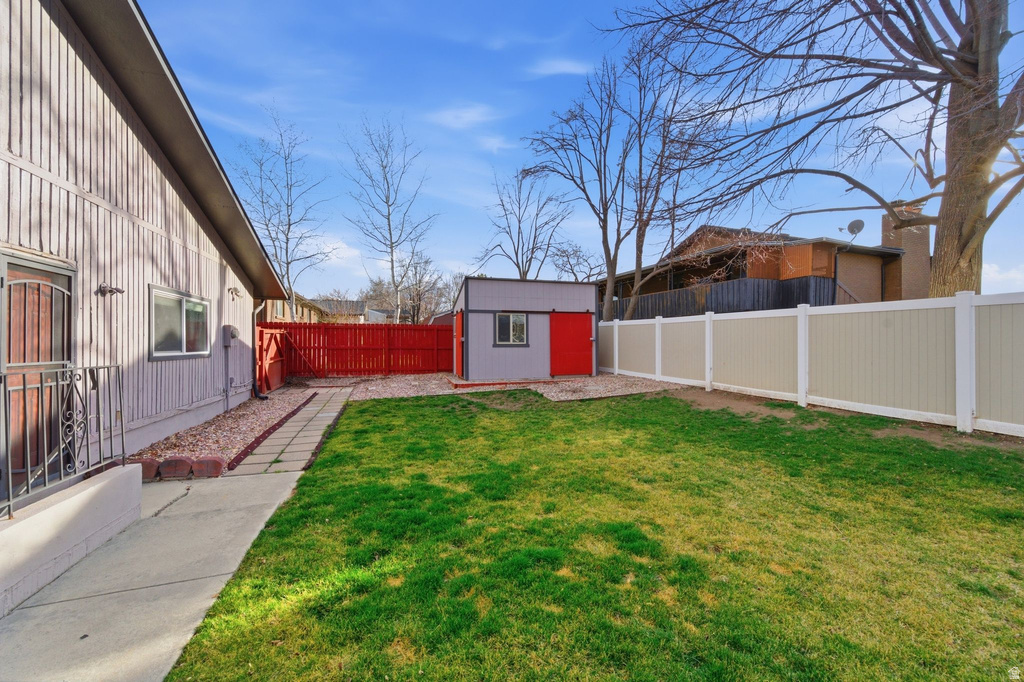 5496 S BASTILE DR Taylorsville, UT 84129