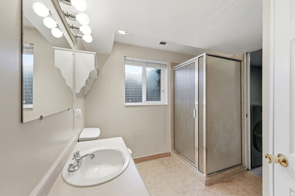 5496 S BASTILE DR Taylorsville, UT 84129