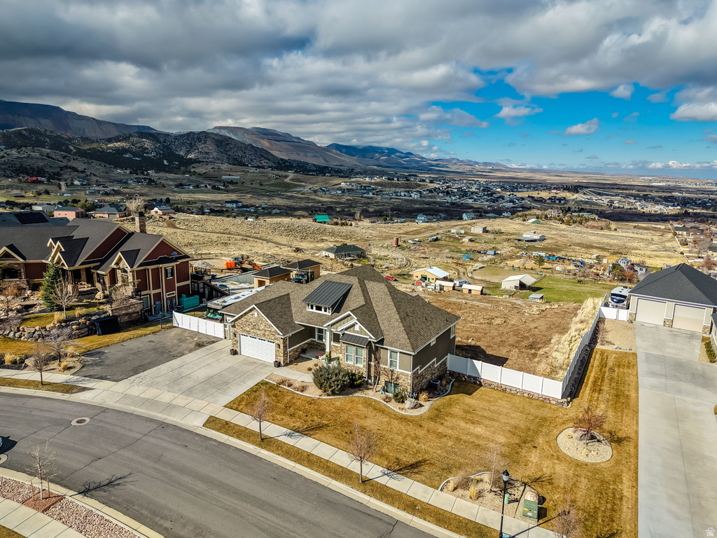 7032 W ECHO BLUFF DR Herriman, UT 84096