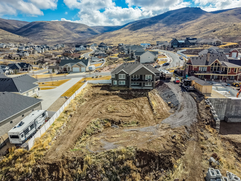 7032 W ECHO BLUFF DR Herriman, UT 84096