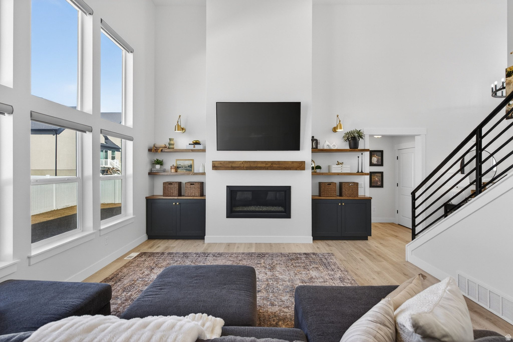 1449 N MCKENZIE WAY Saratoga Springs, UT 84045