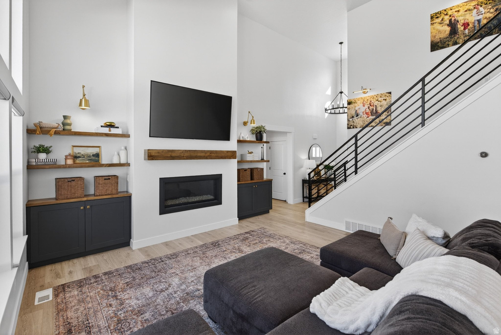 1449 N MCKENZIE WAY Saratoga Springs, UT 84045