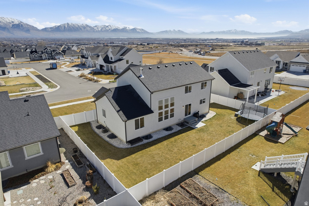 1449 N MCKENZIE WAY Saratoga Springs, UT 84045