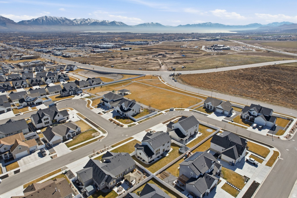 1449 N MCKENZIE WAY Saratoga Springs, UT 84045