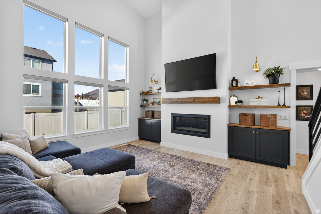 1449 N MCKENZIE WAY Saratoga Springs, UT 84045