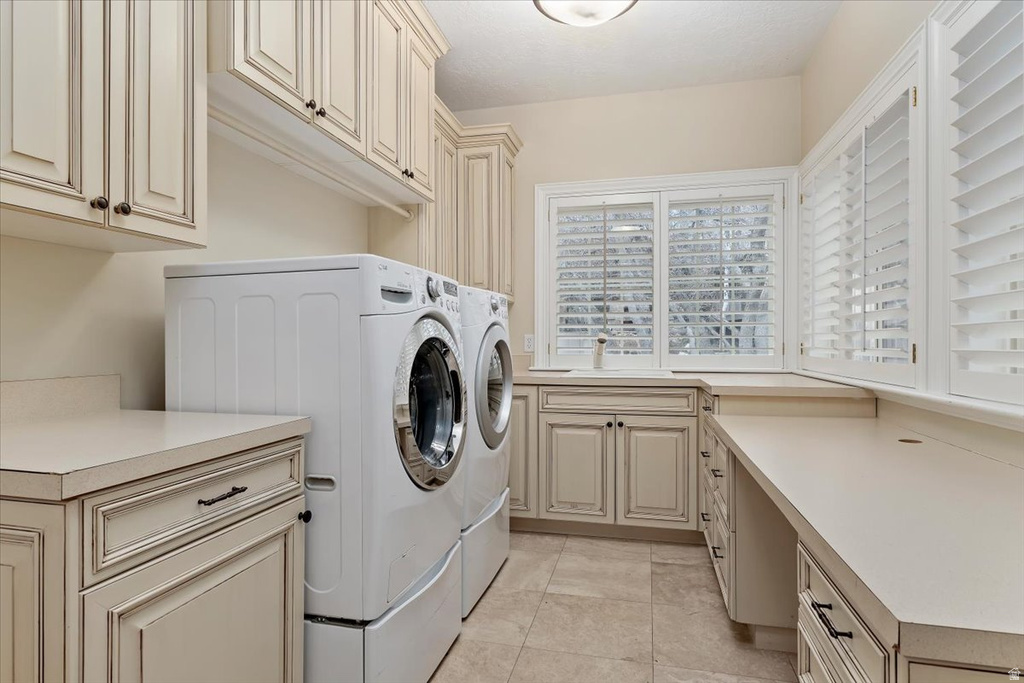 3467 E DANISH RD Sandy, UT 84093