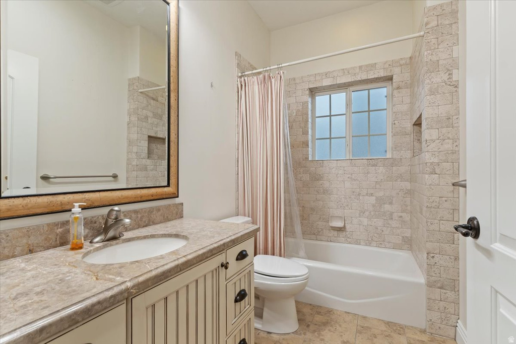 3467 E DANISH RD Sandy, UT 84093