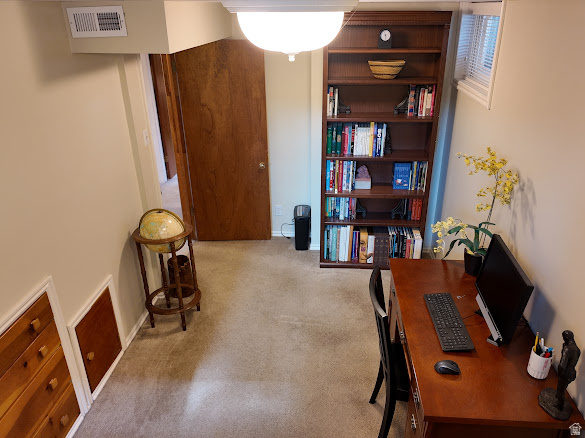 2947 S HUDSON CIR Salt Lake City, UT 84106