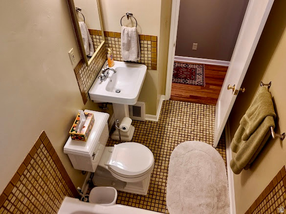 2947 S HUDSON CIR Salt Lake City, UT 84106