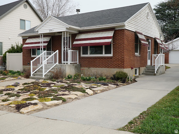 2947 S HUDSON CIR Salt Lake City, UT 84106